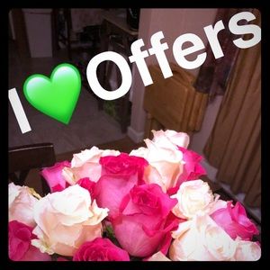 🎀 I love offers. Happy Poshing.🎀